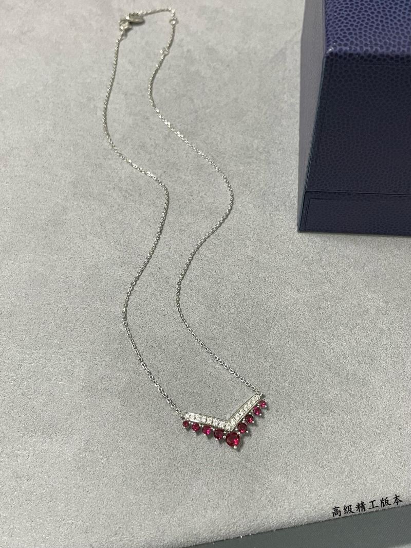 CHAUMET